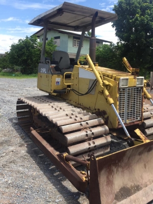 ขายรถดันนำเข้าจากญี่ปุ่น ยี่ห้อ komatsu D21PL-7  สภาพสวยพร้อมใช้งาน ช่วงล่างสวย รถใช้งาน2000กว่าชั่วโมง สนใจสอบถาม 089-2579650