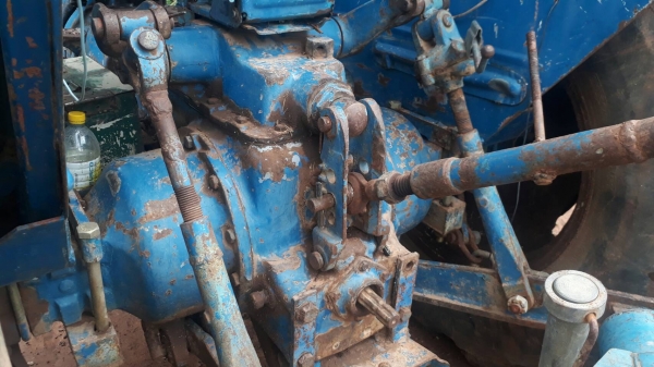 ขายด่วน FORD 6600 T5 อุปกรณ์ครบ ใบดัน ผานพรวน 6 เครื่องแน่นแรงดี ระบบไฮใช้งานปกติพร้อมใช้งานได้เลย เอกสารสัญญาซื้อขาย ราคาต่อรองได้ครับ