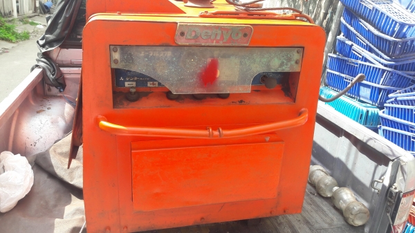 ขาย - เครื่องเชื่อมพร้อมปั่นไฟ DENYO DCD 270SSE เครื่องดีเซล 3 สูบ ไฟแรงแน่นอน พร้อมใช้งาน เก่าญี่ปุ่นแท้ 65,000 บาท 084-5424150