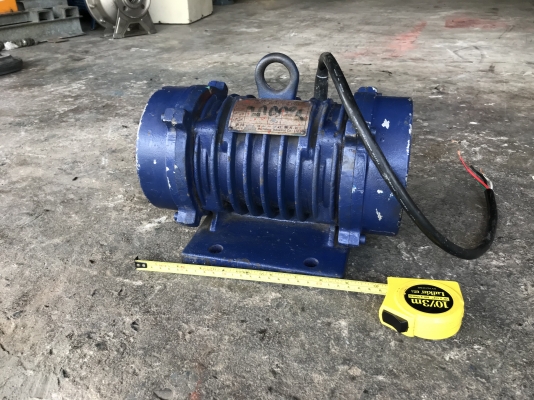 ขายมอเตอร์สั่น-เขย่า Tokyo Vibration 0.5HP. 380V made in Japan สภาพดี สั่นแรง พร้อมใช้งาน