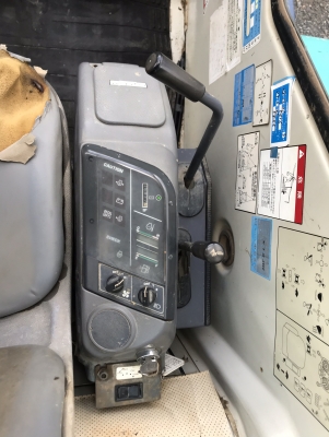 ขายรถแม็คโคร KOMATSU PC27R-8 พร้อมใช้งาน นำเข้าเองจากประเทศญี่ปุ่น ติดต่อ 063-9316985 ID LINE : 0639316985 ครับ