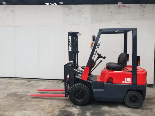 ขายรถโฟล์คลิฟท์ Nissan NJ01M15