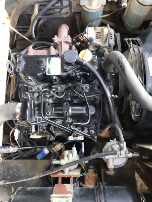 ขายรถตัก YANMAR V2 นำเข้าจากญี่ปุ่น พร้อมใช้ครับ ติดต่อ 063-9316985 ID LINE : 0639316985 ครับ