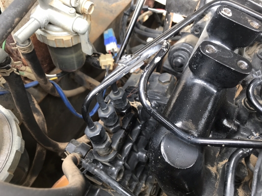 ขายรถตัก YANMAR V2 นำเข้าจากญี่ปุ่น พร้อมใช้ครับ ติดต่อ 063-9316985 ID LINE : 0639316985 ครับ