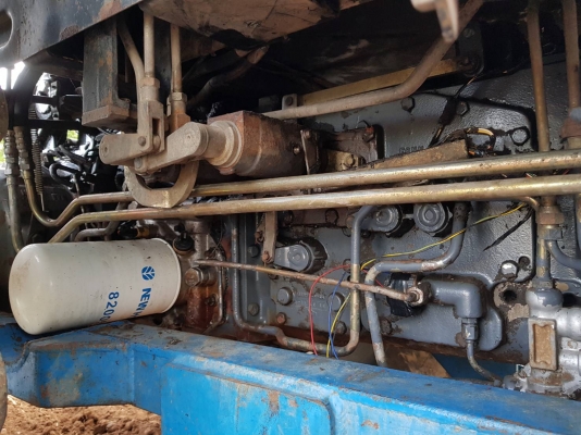 ขายด่วนครับ รถไถฟอร์ด6640 เกียร์ธรรมดา12*12ใบดัน ผานหลัง ราคา620000