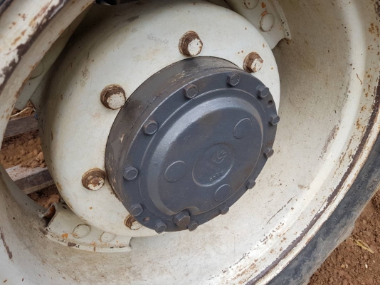 ขายด่วนครับ รถไถฟอร์ด6640 เกียร์ธรรมดา12*12ใบดัน ผานหลัง ราคา620000