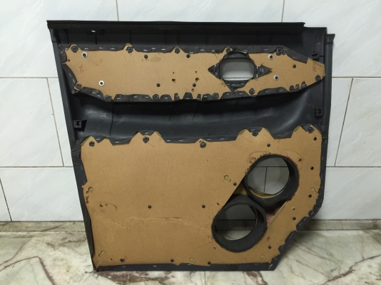 ขายแผงข้างประตูรถ SUZUKI รุ่น APV ใส่ลำโพงได้ 2 คู่ปี05 ขายแผงข้างประตูรถ SUZUKI รุ่น APV ใส่ลำโพงได้ 2 คู่ปี05