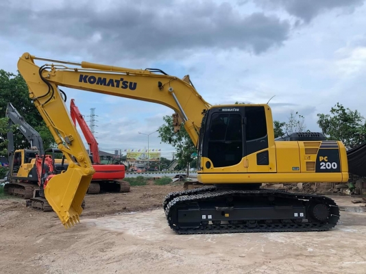 Komatsu 200-8 MO กล้องหลังใช้งาน6600ช.มประกันศูนย์ PM 7000ช.ม เอกสารเล่มทะเบียน