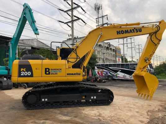 Komatsu 200-8 MO กล้องหลังใช้งาน6600ช.มประกันศูนย์ PM 7000ช.ม เอกสารเล่มทะเบียน Komatsu 200-8 MO กล้องหลังใช้งาน6600ช.มประกันศูนย์ PM 7000ช.ม เอกสารเล่มทะเบียน