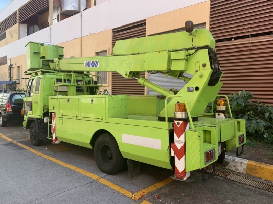 ขายรถกระเช้า พร้อมใช้งาน ISUZU FRR12FA  สภาพสวย