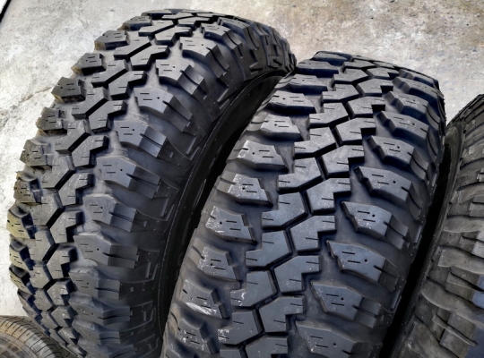 ยางMud Maxxis Bighorn M/T 285/75/16 เพิ่งใส่ลงพื้น สภาพใหม่4เส้น ยางMud Maxxis Bighorn M/T 285/75/16 เพิ่งใส่ลงพื้น สภาพใหม่4เส้น
