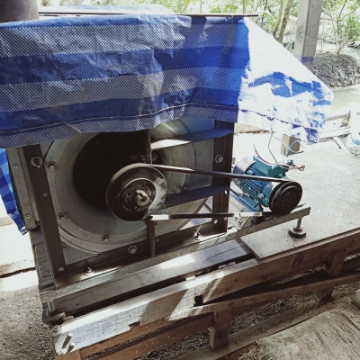 ขายโบลเวอร์ตัวใหญ่ 6,500 สภาพค่อนข้างใหม่ ขายโบลเวอร์ตัวใหญ่ 6,500 สภาพค่อนข้างใหม่