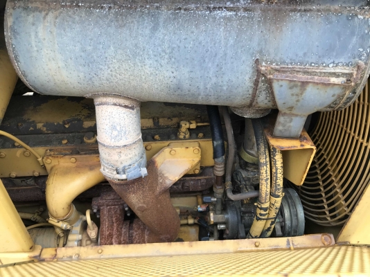 ขายรถดันดิน CAT D5M-XL รถนำเข้าตรงจากญี่ปุ่น ราคาไม่แพง รถสวยครับ