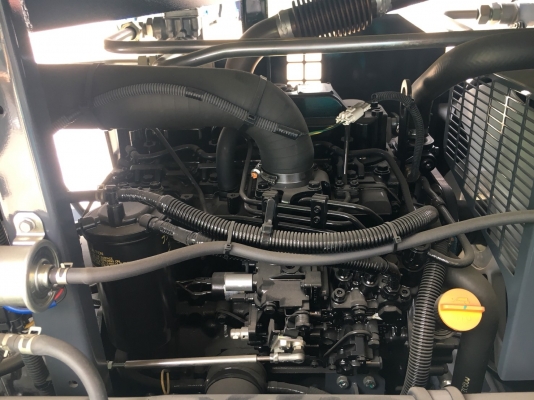 Airman PDS185S-6C2 : 185CFM 7บาร์ เครื่องปั๊มลมญี่ปุ่น_ 5 units โทร. 080-6565422 (หนิง)