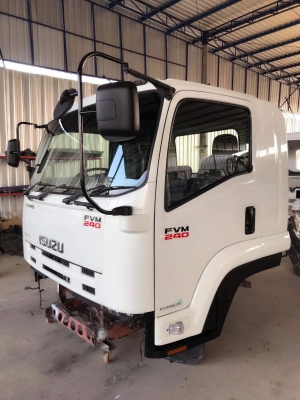 หัวรถรุ่น ISUZU FVM 240/300