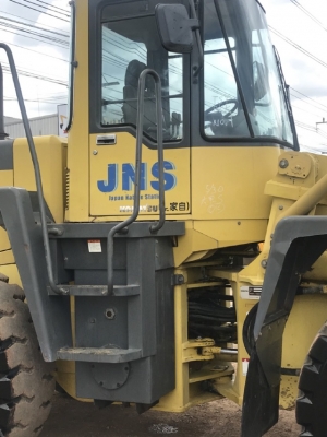 ขายรถตักล้อยาง KOMATSU WA350-3E รถนอกนำเข้าจากญี่ปุ่น สภาพสวยพร้อมใช้ มีVDOการทำงานครับ