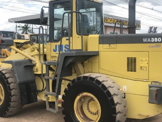ขายรถตักล้อยาง KOMATSU WA350-3E รถนอกนำเข้าจากญี่ปุ่น สภาพสวยพร้อมใช้ มีVDOการทำงานครับ