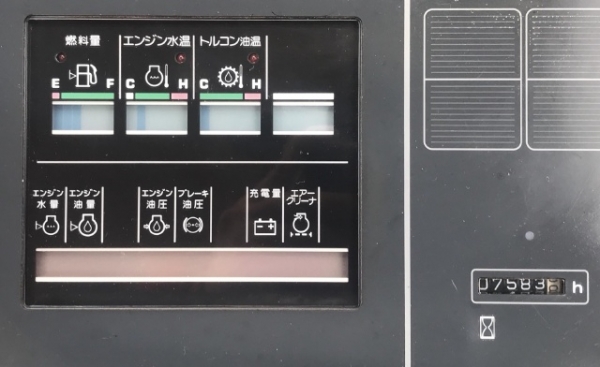 ขายรถตักล้อยาง KOMATSU WA350-3E รถนอกนำเข้าจากญี่ปุ่น สภาพสวยพร้อมใช้ มีVDOการทำงานครับ