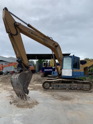 ขาย pc200-3 พร้อมใช้งาน เครื่องปั๊มดี เอวแน่น ลองระบบได้ที่ลาดหลุมแก้ว