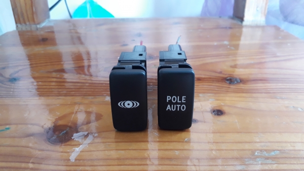 สวิทช์ POLE AUTO กับ สวิทช์ Sensor TOYOTA แท้ จากญี่ปุ่น