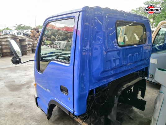 หัวเก๋ง ISUZU NPR การ์ตูน สีน้ำเงิน