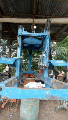 ขายด่วน FORD 3930 - 2 เพลา อุปกรณ์ใบดันหน้า,ผานพรวน 5 ขายคู่เครื่องคีบอ้อยของอู่กระนวนช่างกล สวยสภาพดีมากๆครับพร้อมใช้งานได้เลย เอกสารทะเบียน