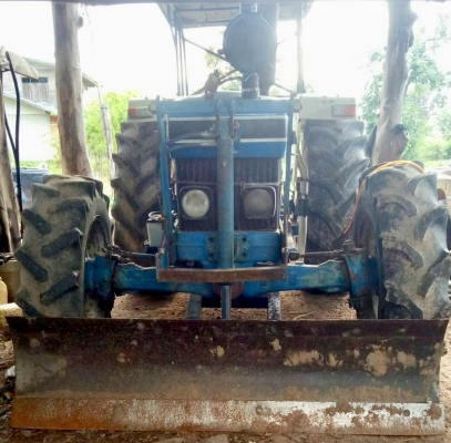 ขายด่วน FORD 3930 - 2 เพลา อุปกรณ์ใบดันหน้า,ผานพรวน 5 ขายคู่เครื่องคีบอ้อยของอู่กระนวนช่างกล สวยสภาพดีมากๆครับพร้อมใช้งานได้เลย เอกสารทะเบียน