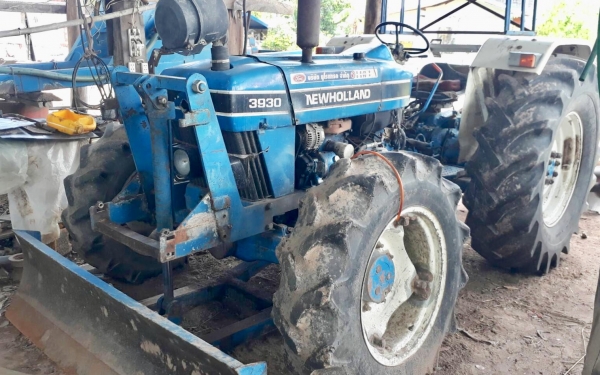 ขายด่วน FORD 3930 - 2 เพลา อุปกรณ์ใบดันหน้า,ผานพรวน 5 ขายคู่เครื่องคีบอ้อยของอู่กระนวนช่างกล สวยสภาพดีมากๆครับพร้อมใช้งานได้เลย เอกสารทะเบียน