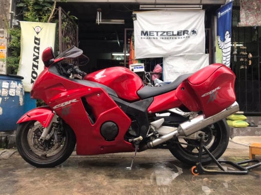 Honda Cbr1100xx ปี 1998 SuperBlackbird ทะเบียนแท้