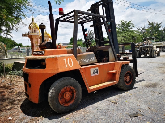 ขาย 295000 รถฟอคร์ลิป KOMATSU 7 ตัน เครื่องดีเซลดี เกียร์แรง ยางดี เอกสารซื้อขาย พร้อมใช้งาน รถอยู่ ชลบุรี 090-772-3710 090-772-3708