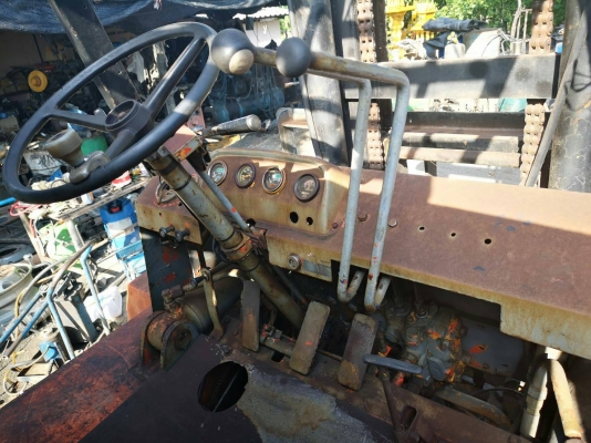 ขาย 295000 รถฟอคร์ลิป KOMATSU 7 ตัน เครื่องดีเซลดี เกียร์แรง ยางดี เอกสารซื้อขาย พร้อมใช้งาน รถอยู่ ชลบุรี 090-772-3710 090-772-3708