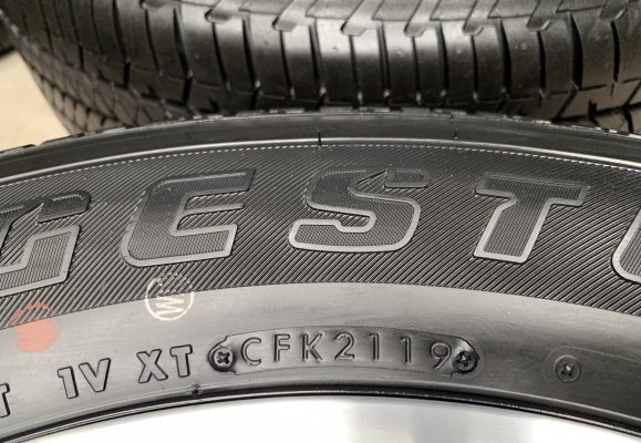 ล้อแม็กป้ายแดง Toyota New Fortuner ขอบ 18 พร้อมยางป้ายแดง 265-60-18 Bridgestone ปี 19 สวยกริ๊บๆ