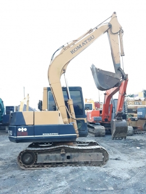 ขาย 395,000 KOMATSU pc 60-5 สภาพเก่านอก เครื่องดี ปั้มแรง เอวแน่น ช่วงล่างสวย รถสวยพร้อมใช้งาน รถอยู่ นครปฐม 090-772-3710 090-772-3708