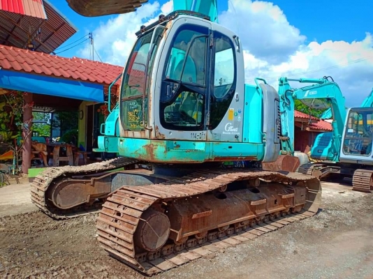 มาใหม่จ้า..KOBELCO SK235SR เก่านอกแท้  เดิมๆๆ  เครื่องปั๊มแห้ง..มีลายแย๊ก สภาพสวย พร้อมใช้ โทร 089-3818694 จ๊อย