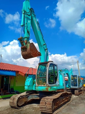 มาใหม่จ้า..KOBELCO SK235SR เก่านอกแท้  เดิมๆๆ  เครื่องปั๊มแห้ง..มีลายแย๊ก สภาพสวย พร้อมใช้ โทร 089-3818694 จ๊อย