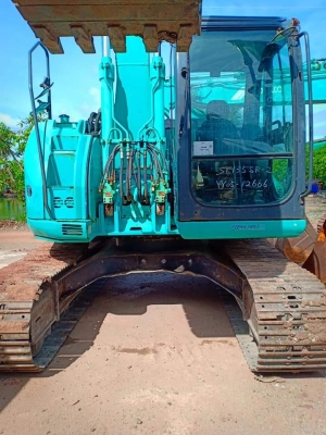 ขายจ้า.KOBELCO SK135SR-2 YY05 เก่านอกแท้  เดิมๆๆ สภาพสวย พร้อมใช้  โทร 089-3818694 จ๊อย