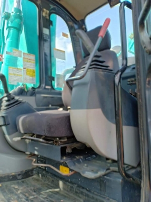 ขายจ้า.KOBELCO SK135SR-2 YY05 เก่านอกแท้  เดิมๆๆ สภาพสวย พร้อมใช้  โทร 089-3818694 จ๊อย