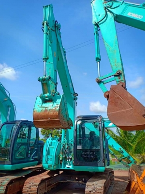 ขายจ้า.KOBELCO SK135SR-2 YY05 เก่านอกแท้  เดิมๆๆ สภาพสวย พร้อมใช้  โทร 089-3818694 จ๊อย