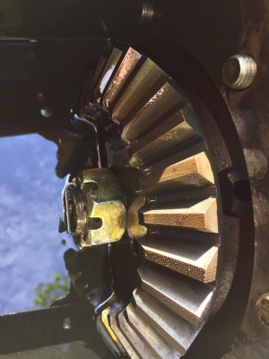 ขายตัดหญ้าKMT1.70 สภาพ70\%  ราคา 38,000 บาท  สนใจติด084-9997463