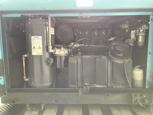 ปั้มลม สกรู AIRMAN รุ่น PDS90S นำเข้าตรงจากญีปุ่น เครื่องสวย ราคาไม่แพงครับ