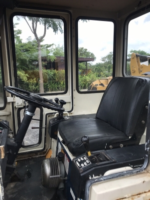 ขายรถตัก KOMATSU WA30-2 นำเข้าจากญี่ปุ่น พร้อมใช้ครับ ติดต่อ 063-9316985 ID LINE : 0639316985 ครับ