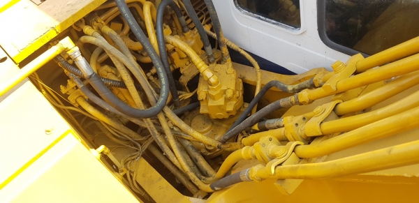 KOMATSU PW100-3 (086-5003800) KOMATSU PW100-3 (086-5003800)