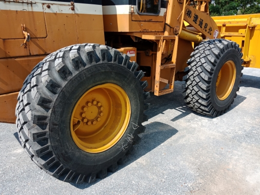 รถญี่ปุ่นเกรดA ขายถูก KOMATSU 510 กรองเดี่ยว ซีเรียลสูง นำเข้าจากญี่ปุ่น โทร.090-986-2521 อ๊อบ