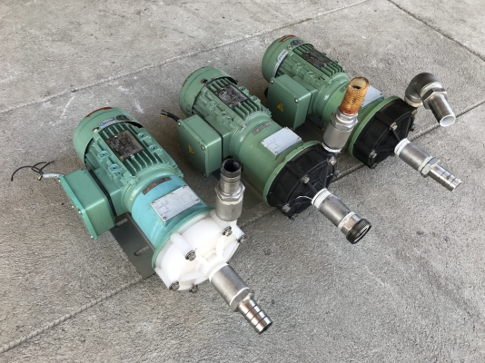 ขายปั๊มเคมี-ปั๊มน้ำมัน Magnet Pump Assoma 1/3HP. 380V made in Taiwan สภาพสวย ใหม่มาก หมุนนิ่ม พร้อมใช้งาน มี 3ตัวครับ ราคาตัวละ 3,300 บาท