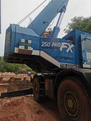 รับซ่อม  pto และเซอร์โว ปั๊ม  รับซ่อมรถเครนทุกรุ่นยี่ห้อ ทั้งTADANO KATO KOMUTSU