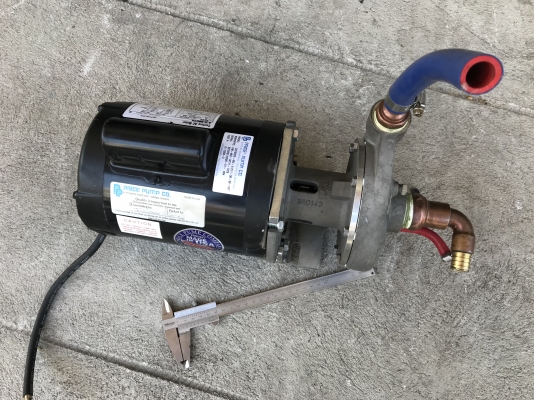 ขายปั๊มน้ำหอยโข่งหัวสแตนเลส 316L Price pump 1/2HP. 220V ไฟบ้าน made in USA. สภาพสวยใหม่มาก ใช้ในงานน้ำร้อนและอุตสาหกรรมอาหารได้ดี พร้อมใช้งาน