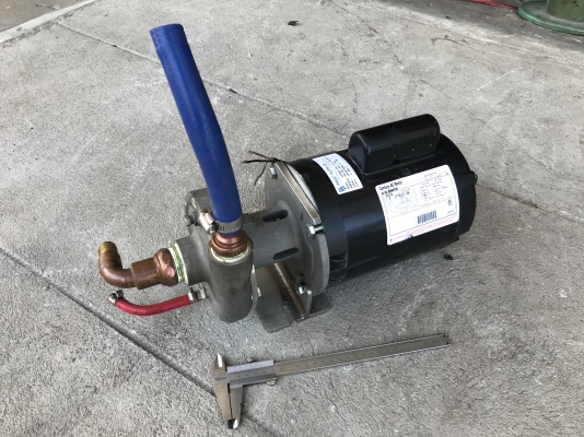 ขายปั๊มน้ำหอยโข่งหัวสแตนเลส 316L Price pump 1/2HP. 220V ไฟบ้าน made in USA. สภาพสวยใหม่มาก ใช้ในงานน้ำร้อนและอุตสาหกรรมอาหารได้ดี พร้อมใช้งาน