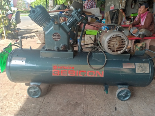 ปั๊มลมฮิตาชิ มอเตอร์ไฟบ้าน สภาพดีใช้งานได้เลย