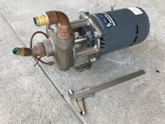 ขายปั๊มน้ำหอยโข่งหัวสแตนเลส 316L Price pump 1/2HP. 220V ไฟบ้าน made in USA. หายาก สภาพสวยใหม่มาก ใช้ในงานน้ำร้อนและอุตสาหกรรมอาหารได้ดี พร้อมใช้งาน