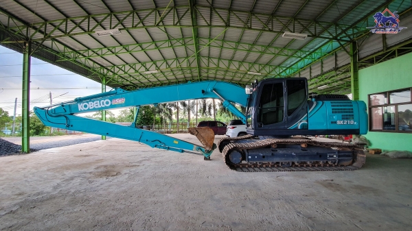 ขายดาวน์ KOBELCO SK 210-10LC YQ15 บูมยาว 15 เมตร